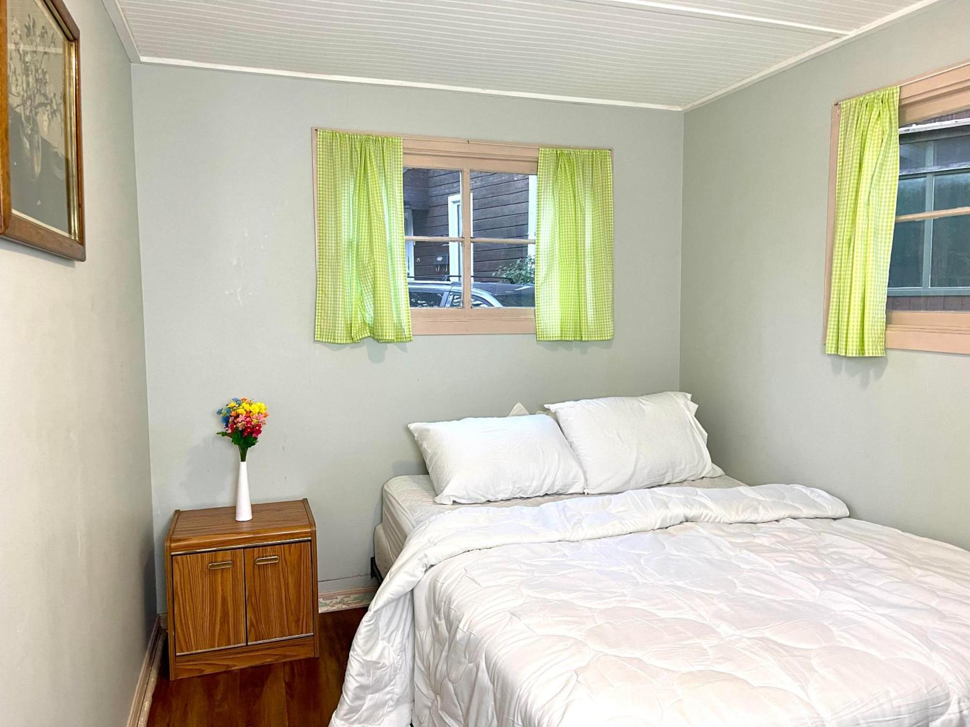 Ambleside Cottage Resort Bobcaygeon Buitenkant foto